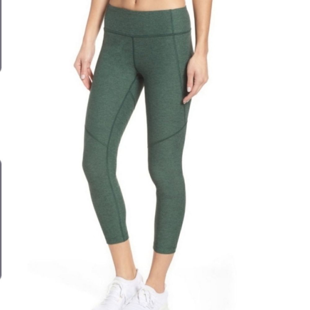 Outdoor Voices hunter green warm up crop leggings